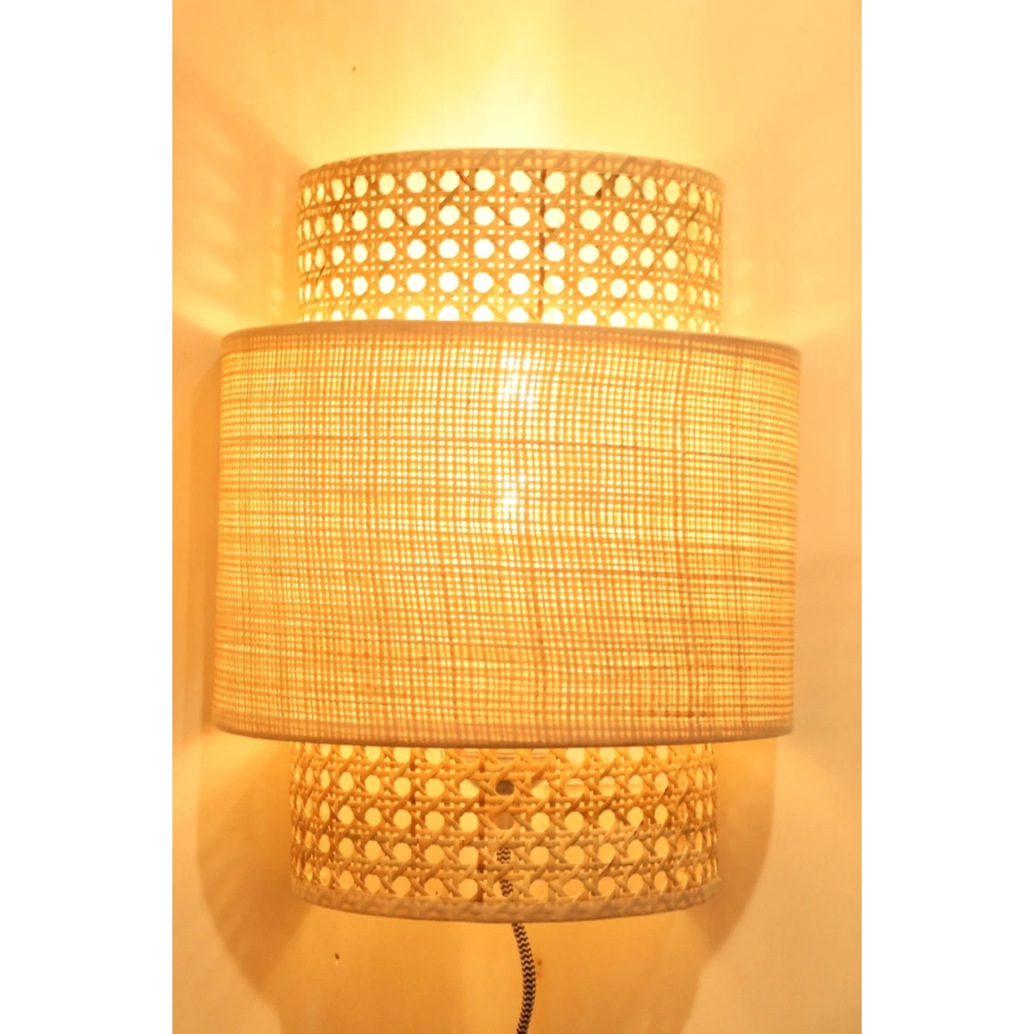 Applique Murale Solaire En Raphia 3 Applique Murale Solaire En Raphia – Image 3