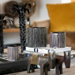 Bougie Zébré - Senteur Mandarine Majorelle -Maison Promos Magasin bougie zebre senteur mandarine majorelle cote bougie.9xhznm.max