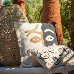 Coussin Maderia Brodé -Maison Promos Magasin coussin maderia brode sema design.0b4ntz.max