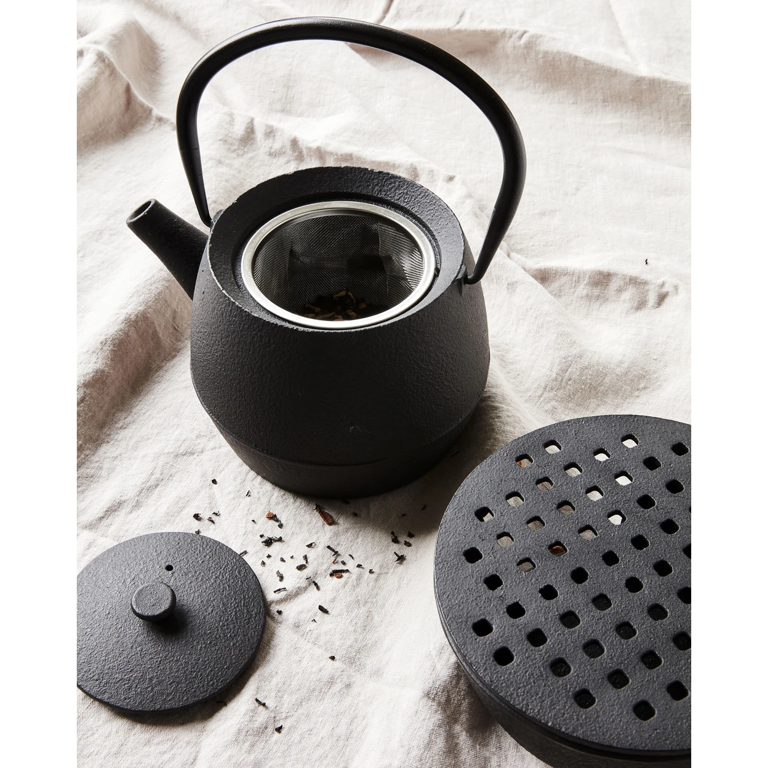 Nicolas Vahé Théière Cast Noir 3 Nicolas Vahé Théière Cast Noir – Image 3